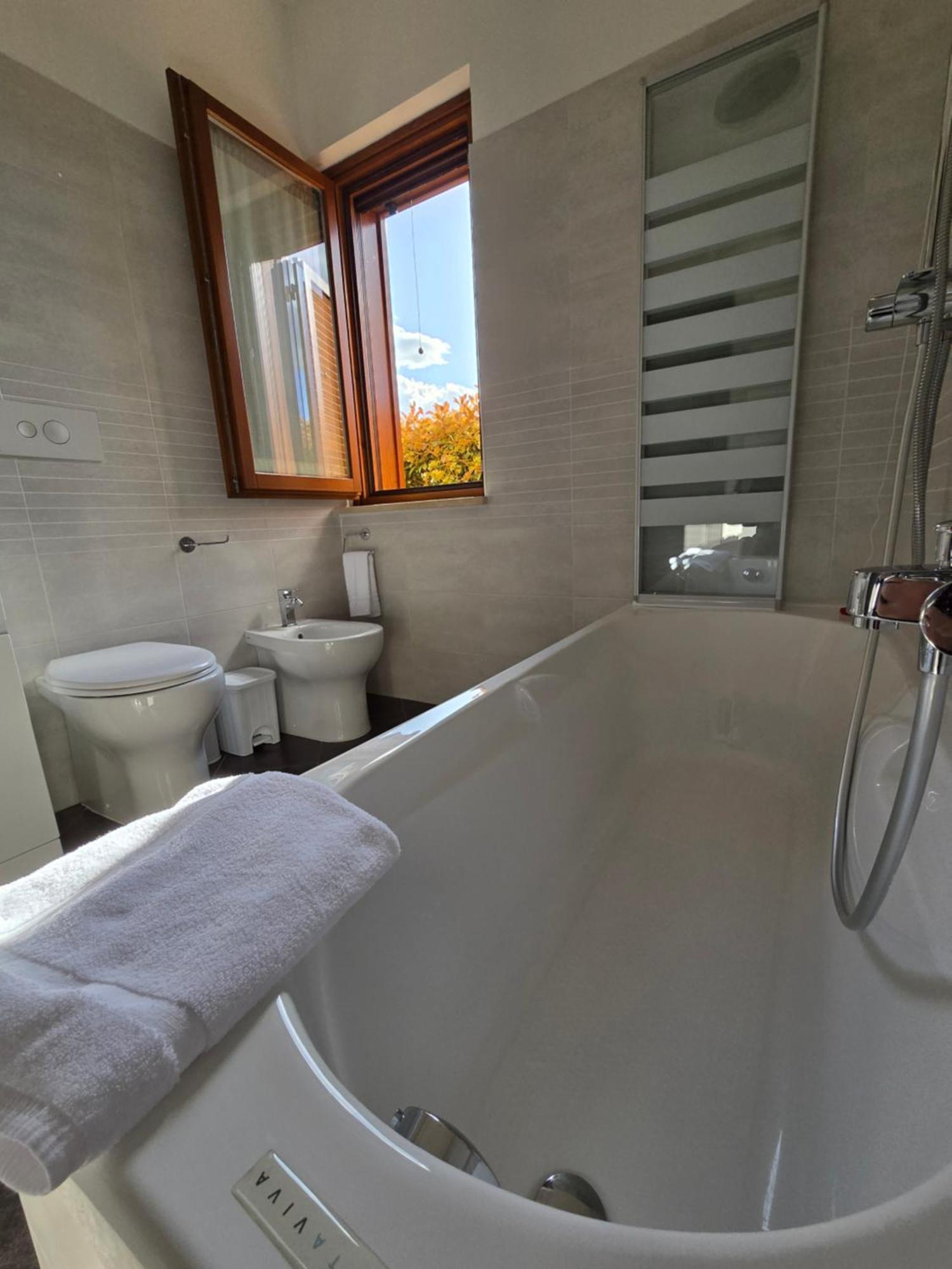Casa Achille Hotell Spello Exteriör bild